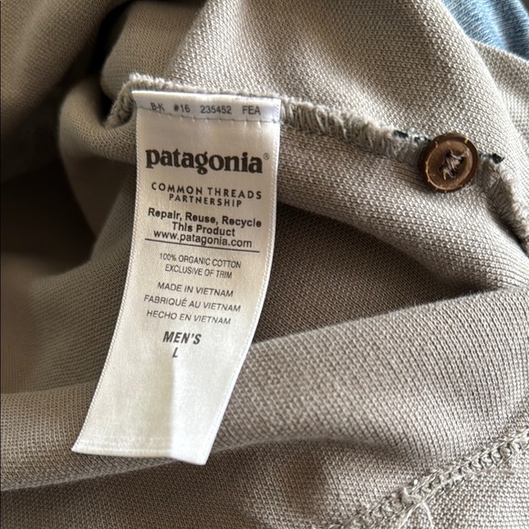 Patagonia Men’s Large Gray Polo Shirt with Collar Embroidered Logo - Picture 5 of 5